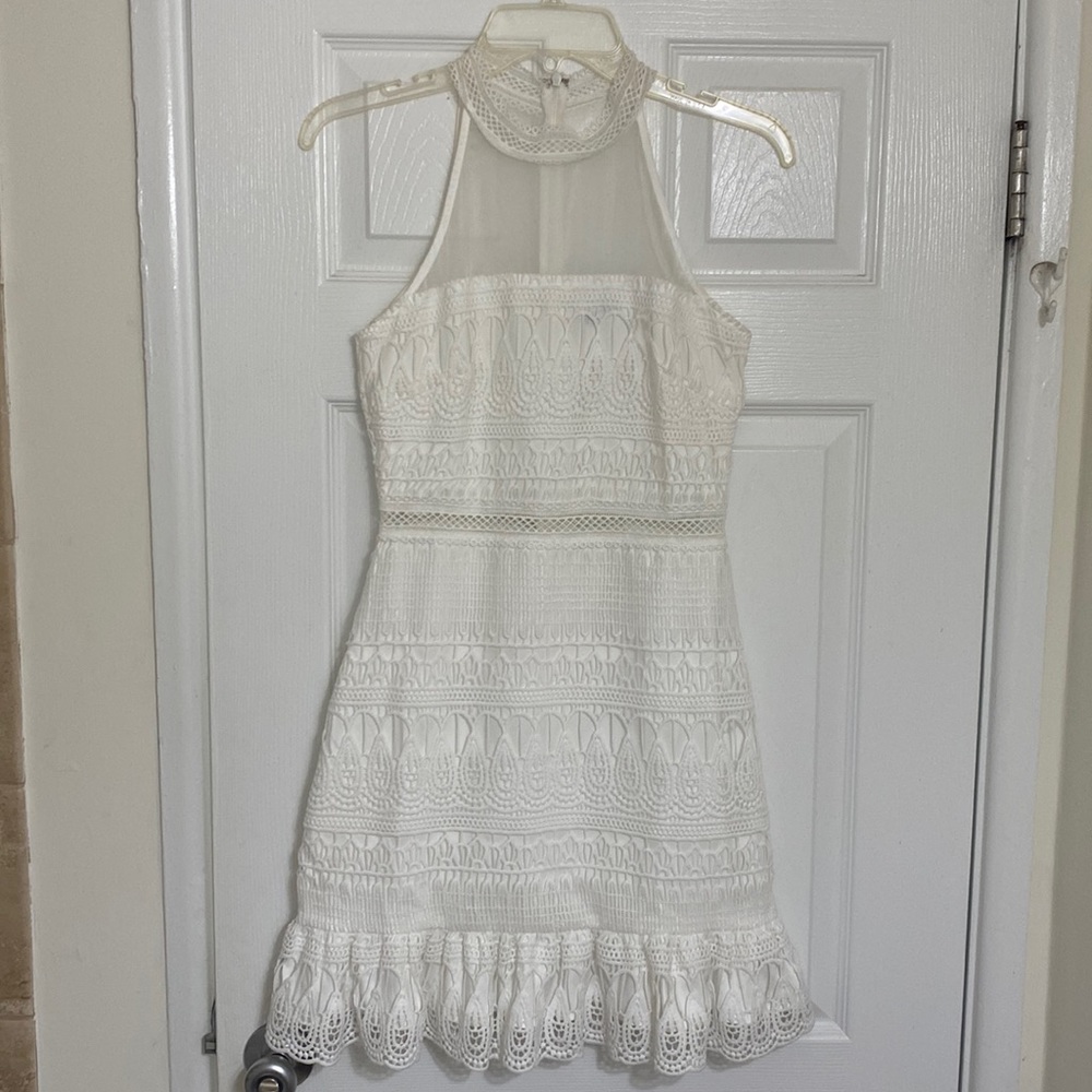 Two Sisters White Halter neck Dress Size 4
